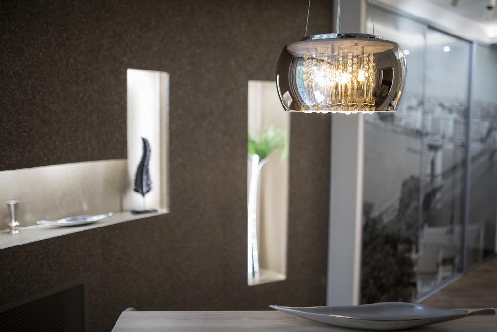 All Seasons Apartment Boedapest Buitenkant foto